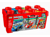 LEGO Juniors Kilpa-autot
