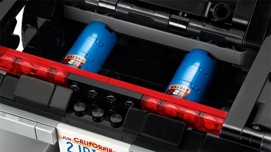 Doms Dodge Charger LEGO Technic 42111
