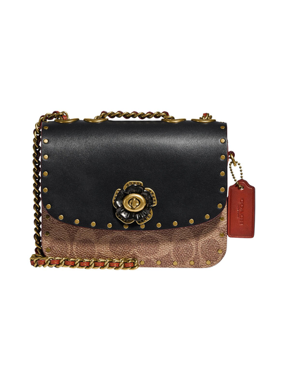 Madison shoulder bag 16 in signature canvas with rivets -laukku