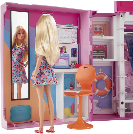 Barbie Dream Closet Doll and Playset Barbie Leikkisetit HGX57