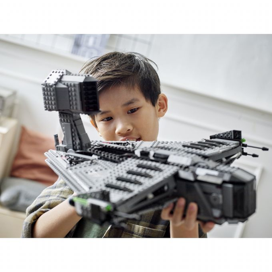 Perustella Lego Star Wars 75323